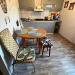 U Magdy Apartament Dla 4 Osob 2 Par Parking Za Ogrodzeniem Samodzielne Zameldowanie Klucze W Skrytce Kod Wysylany Przed Przyjazdem *
