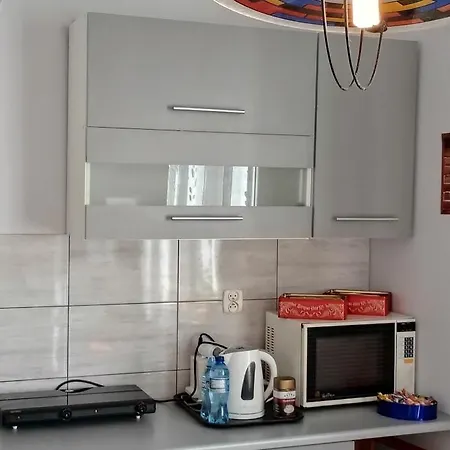 Apartment U Magdy Dla 4 Osob 2 Par Parking Za Ogrodzeniem Samodzielne Zameldowanie Klucze W Skrytce Kod Wysylany Przed Przyjazdem
