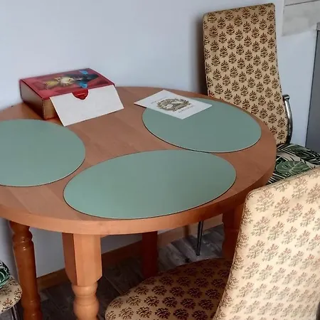 U Magdy Dla 3 Osob Z Parkingiem Za Ogrodzeniem W Cenie * Borne Sulinowo